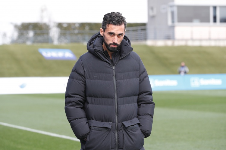 开云官网-罗马诺：阿韦洛亚能带来冠军则继续执教，否则皇马今夏将另觅新帅