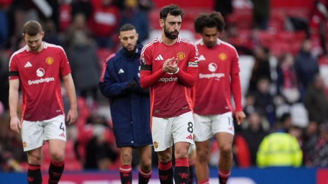 开云体育-连胜终结祸不单行，曼联主场沦陷还搭一个利马