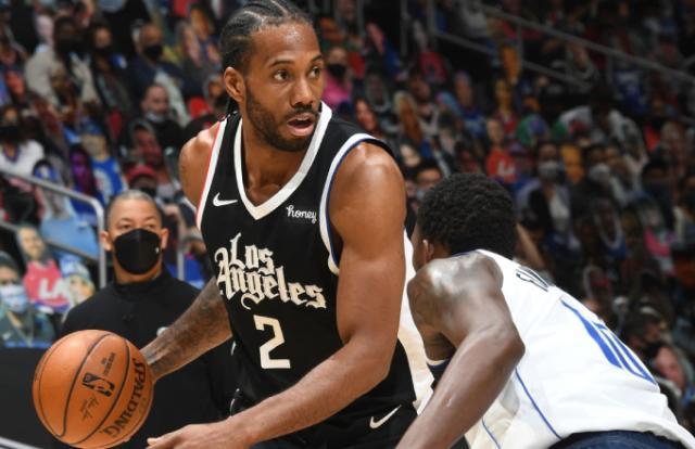 开云体育app下载-苦尽甘来！抢七险胜 莱昂纳德或带队复制马刺道路